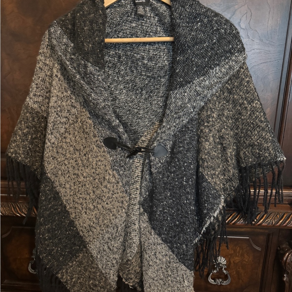 Cozy Black and Gray Knit Poncho